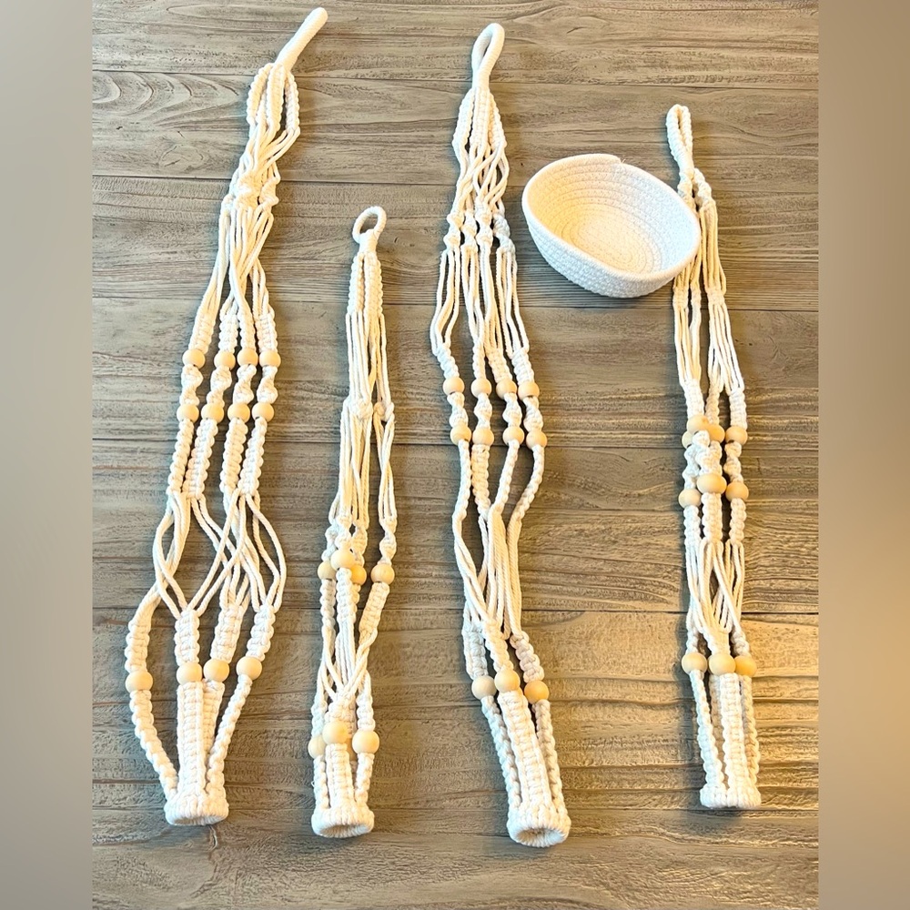 Set of Four Boho Style Plant Hangers - Picture 5 of 10